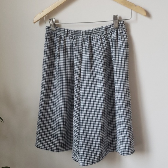 Vintage Navy and White Gingham Soft Short - Picture 4 of 5